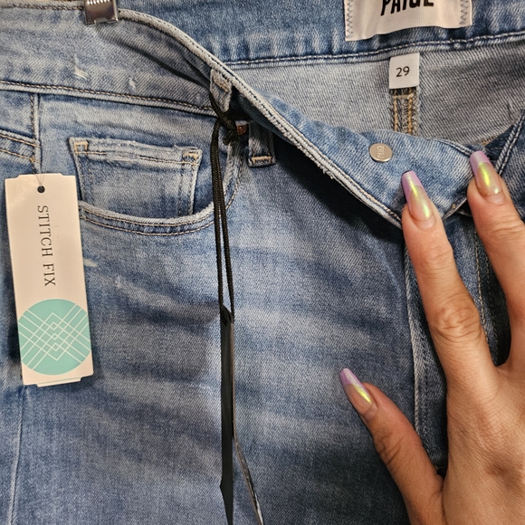 PAIGE Anessa 31" Wide Leg Jean - Picture 6 of 8